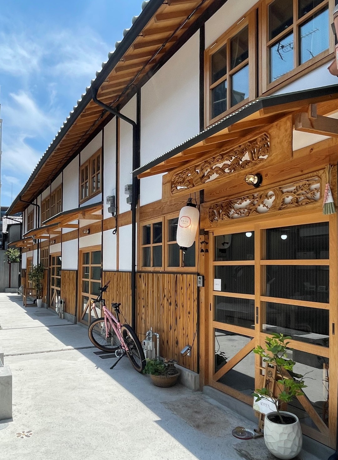 国土交通大臣賞 昭和小路のココナガヤ